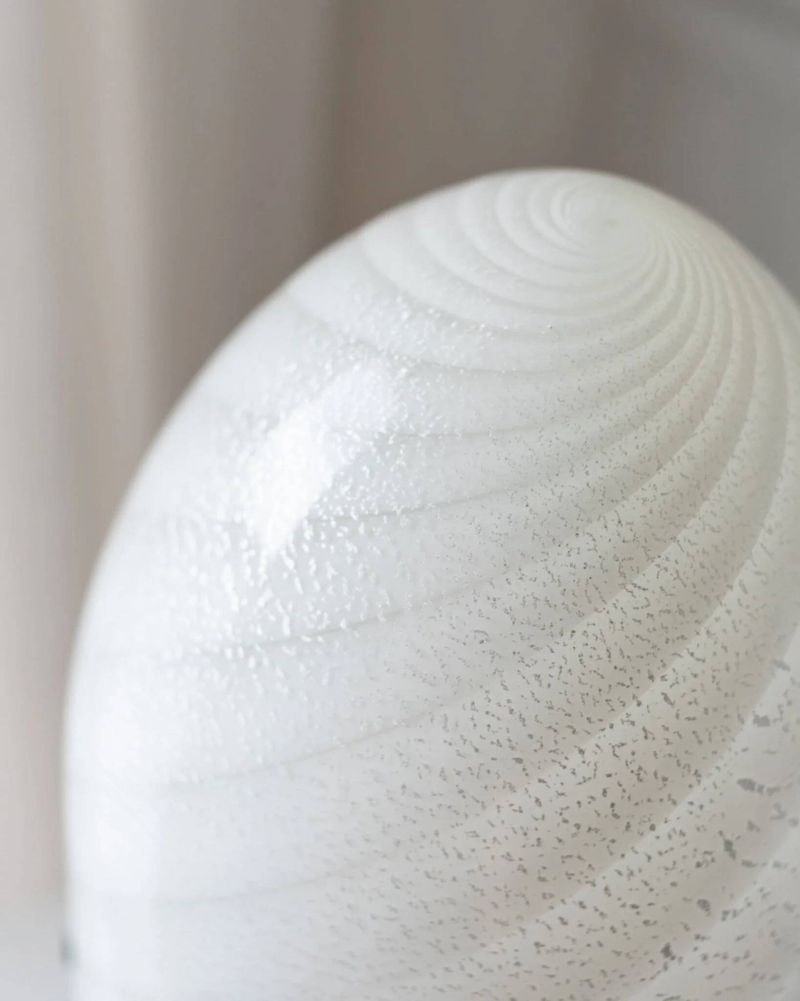 Mushroom table lamp Murano Swirl - silver details in black and white - vintage glass - Space Age design - 1970s