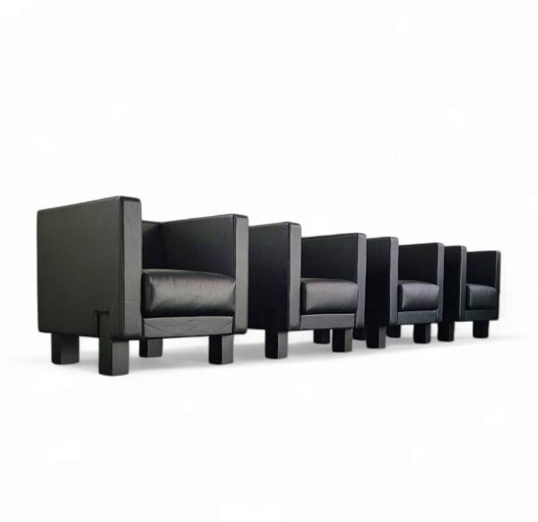 4 x Fauteuils / canapé Poltrona Frau Moji en cuir noir par Shigeru Uchida