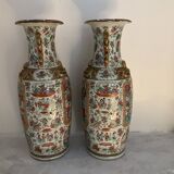 Paire de vases chinois anciens