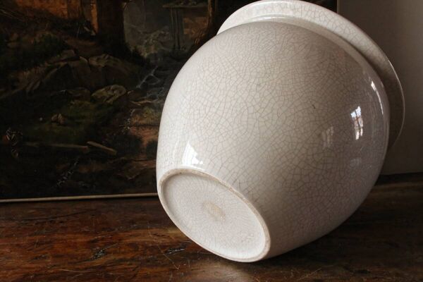 Cache-pot en céramique craquelée