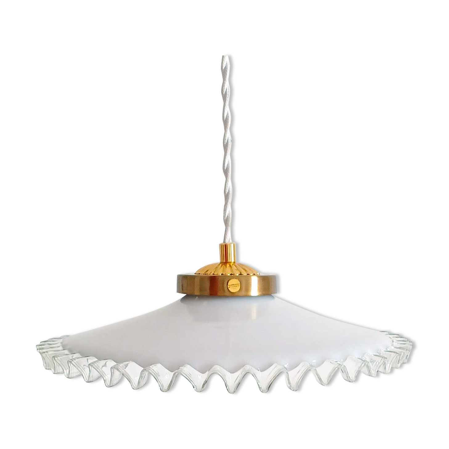 Opaline suspension