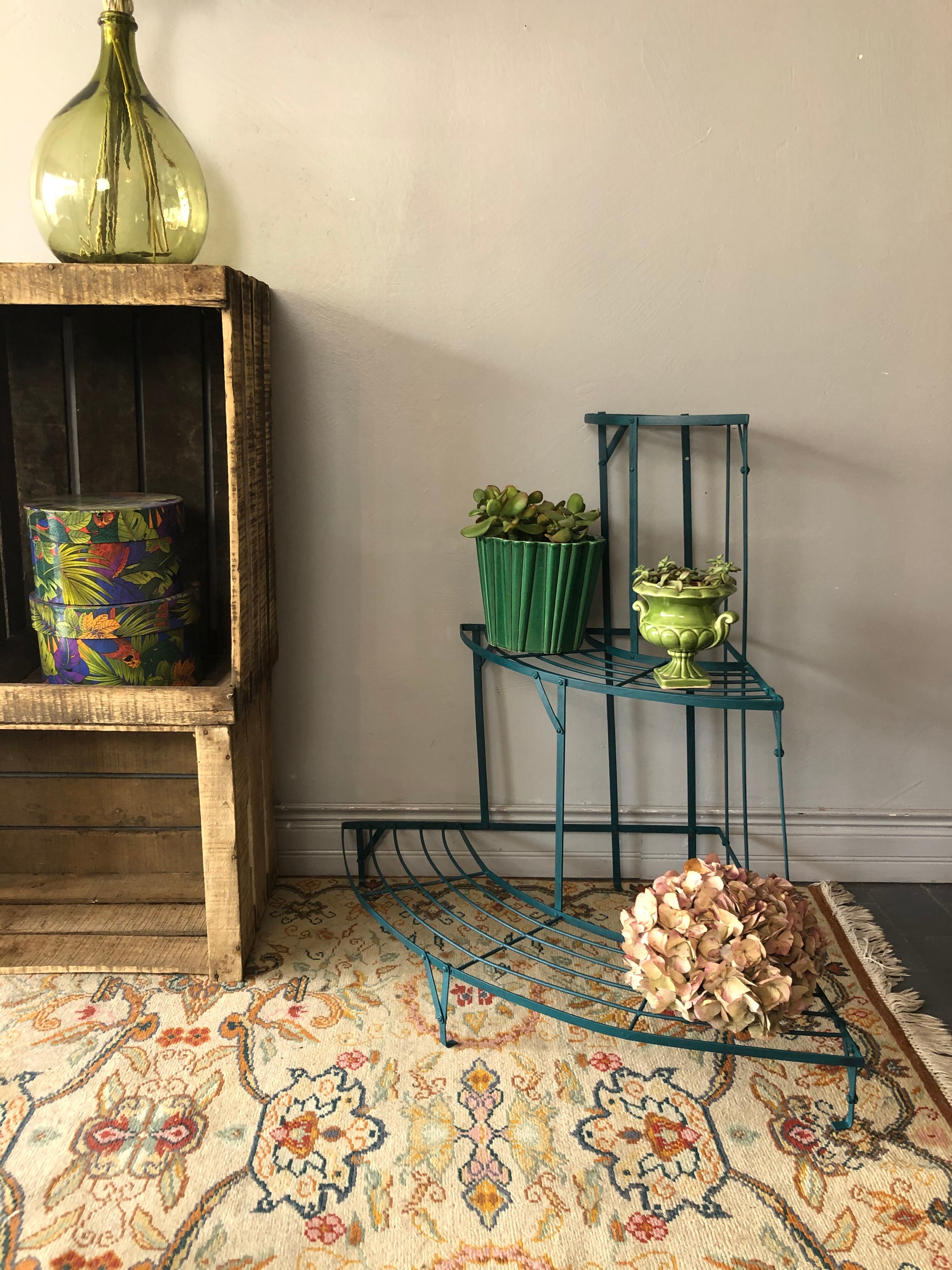 Quarter moon plant door