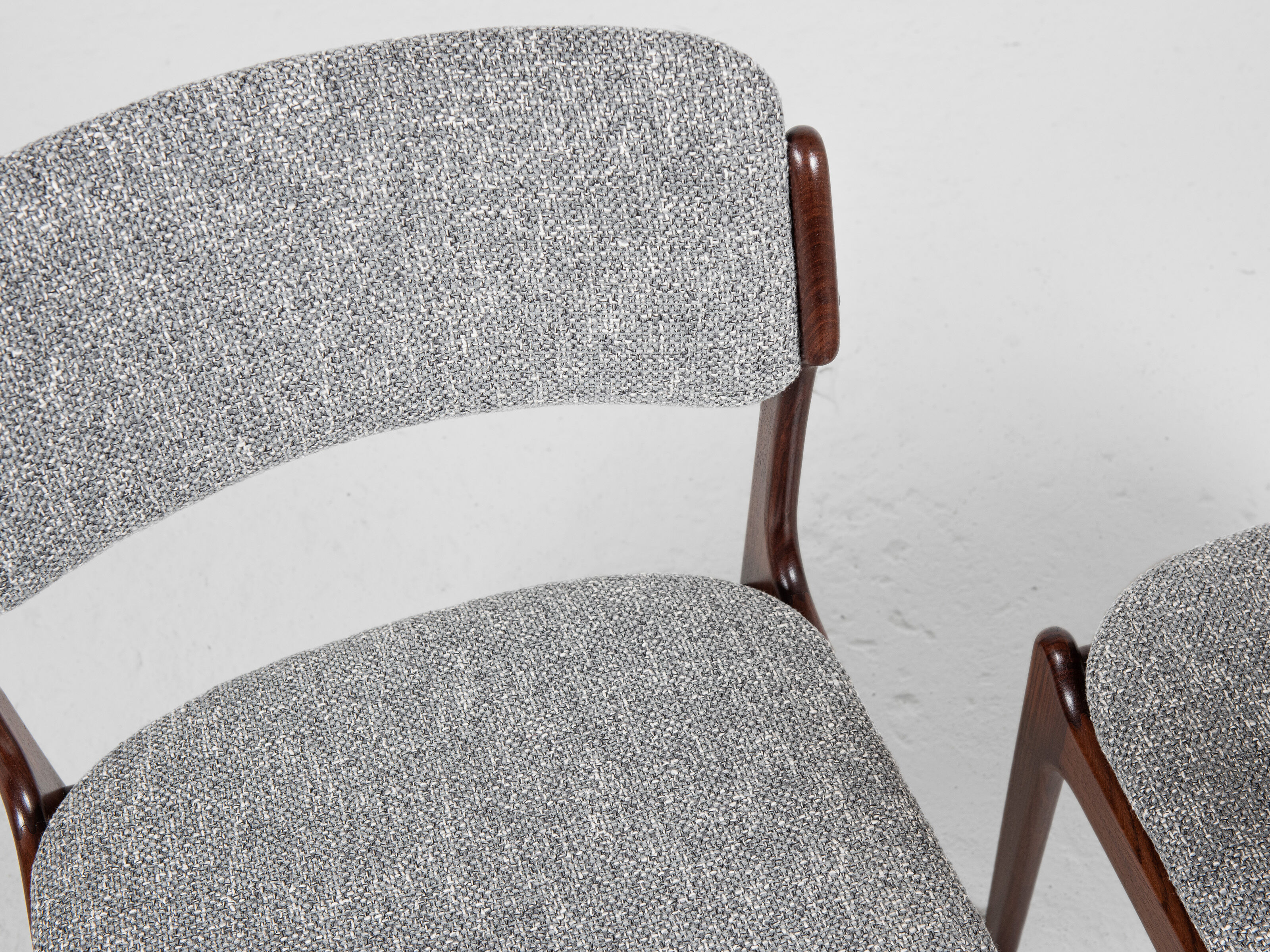 Midcentury Danish set of 6 dining chairs in rosewood by Erik Buch for Oddense Maskinsnedkeri 1960s