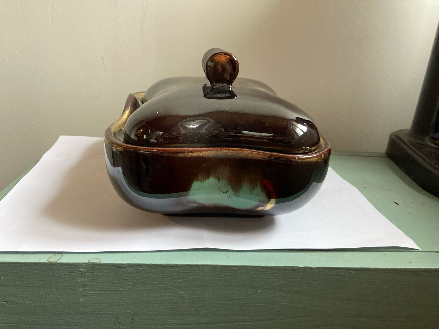 Bonbonnière or ceramic cake box