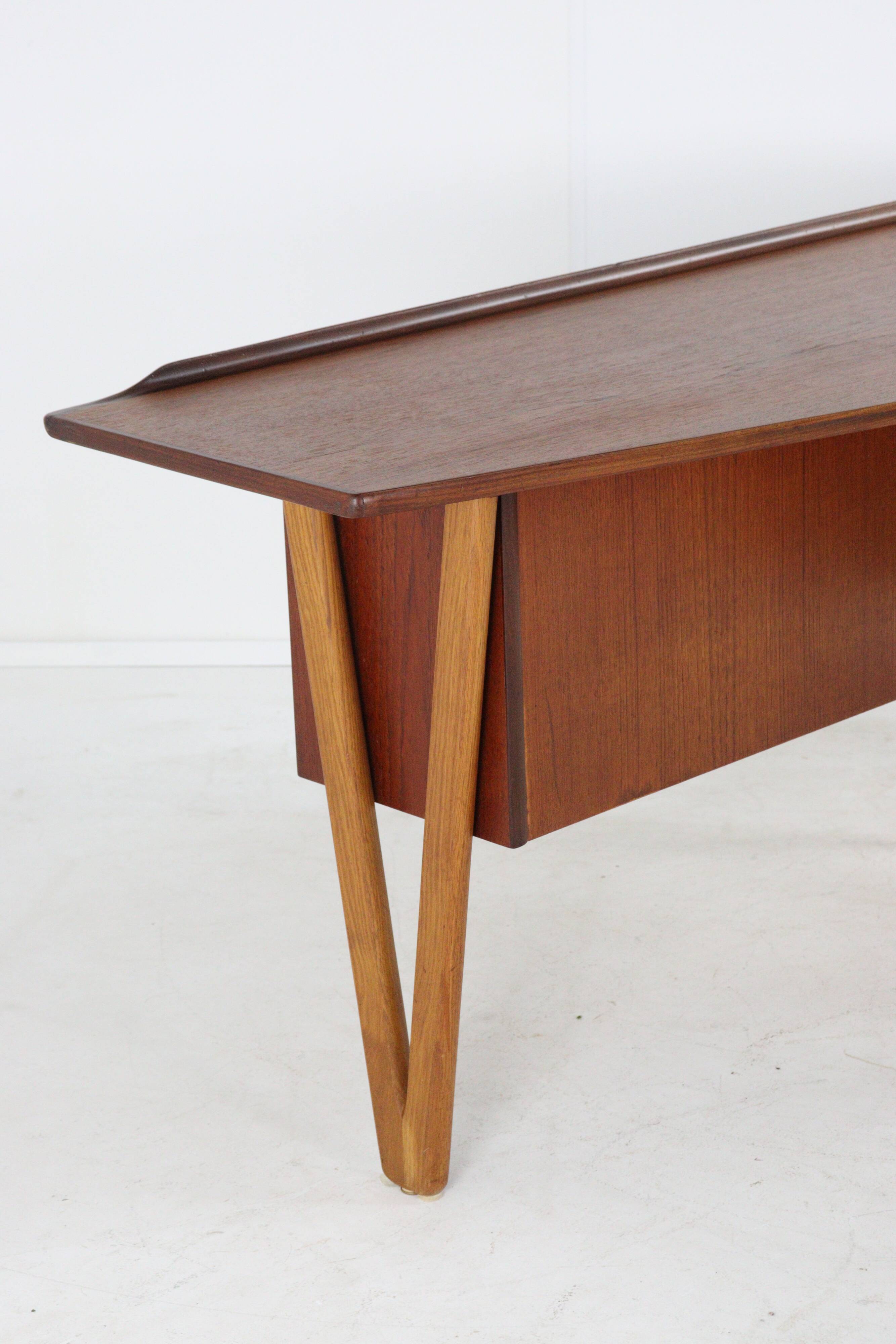 Danish boomerang desk by Peter Løvig Nielsen for Hedensted Møbelfabrik