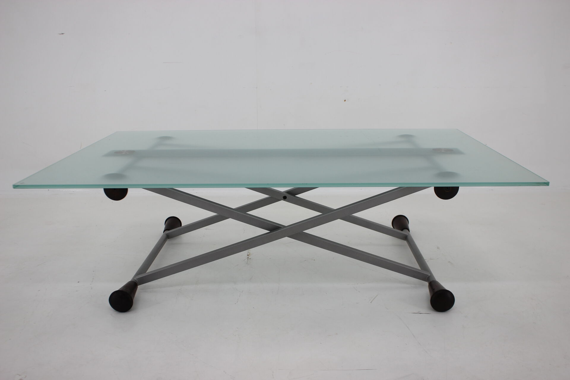 1990s Desalto Glass Elevator Coffee or Dining Table, Italy