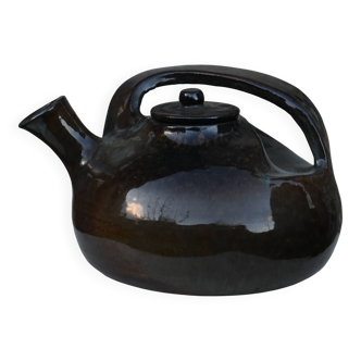 Glazed terracotta teapot