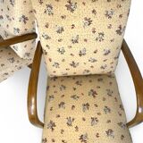 Ensemble de fauteuils Art Déco avec accoudoirs en hêtre arqués.