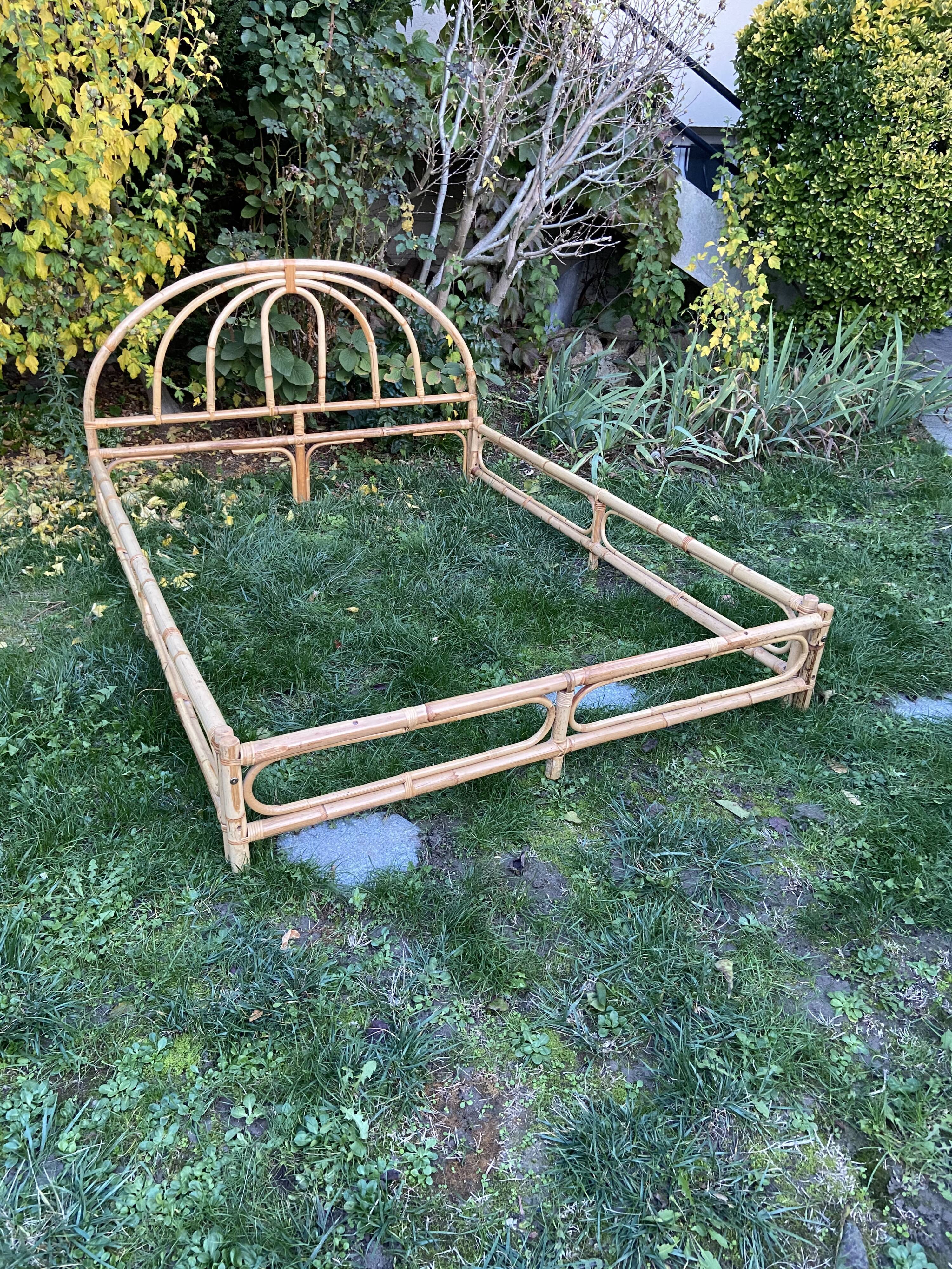 140x190 rattan and bamboo bed frame