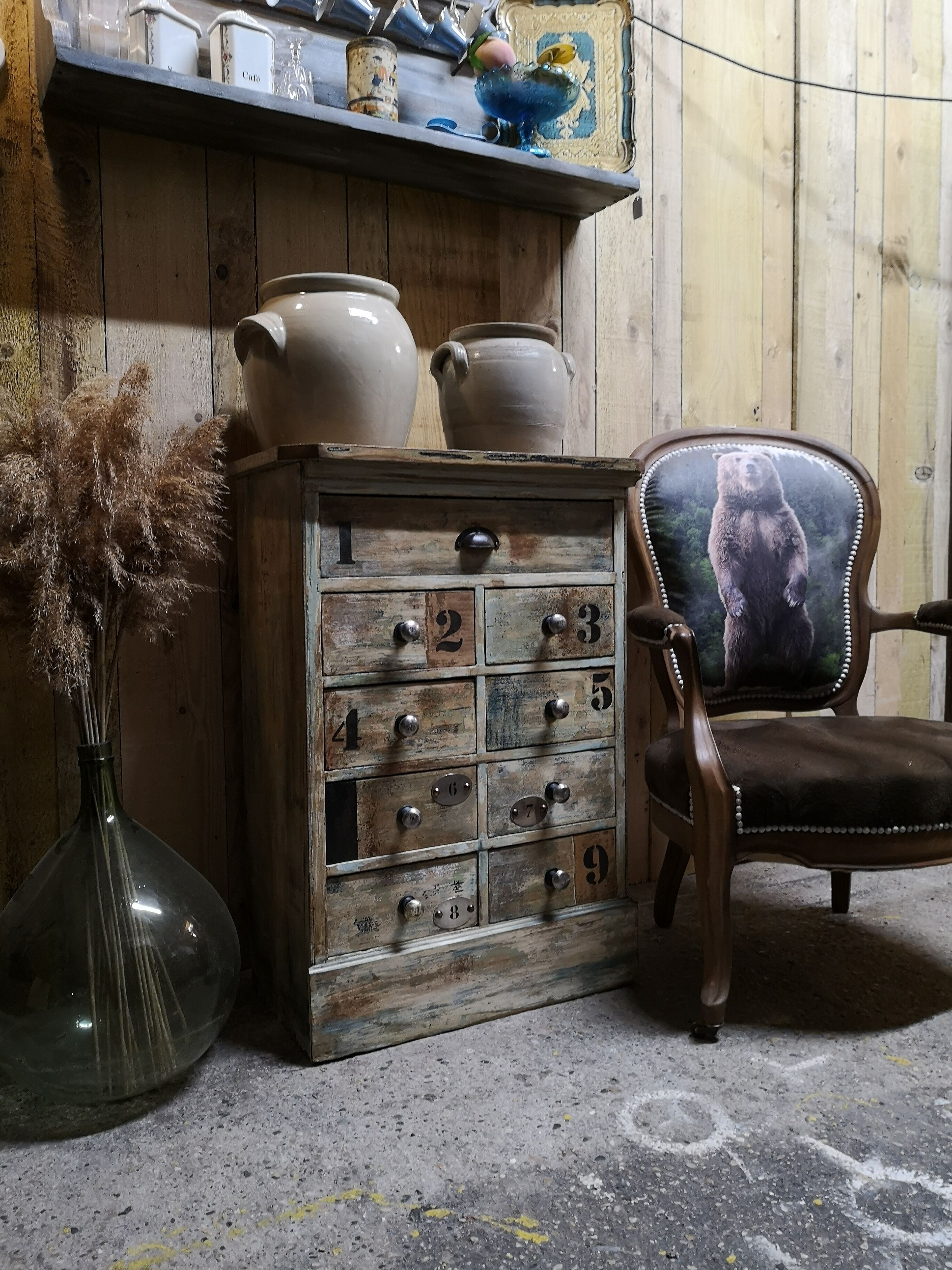 Trade furniture
