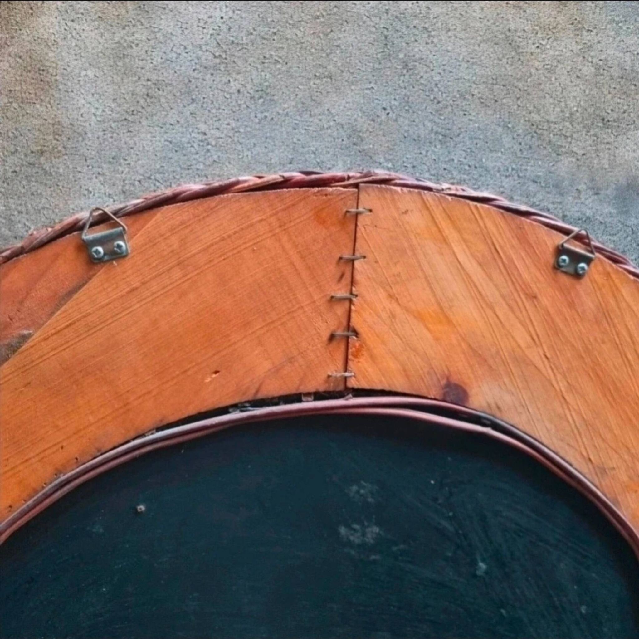Grand miroir osier années 60