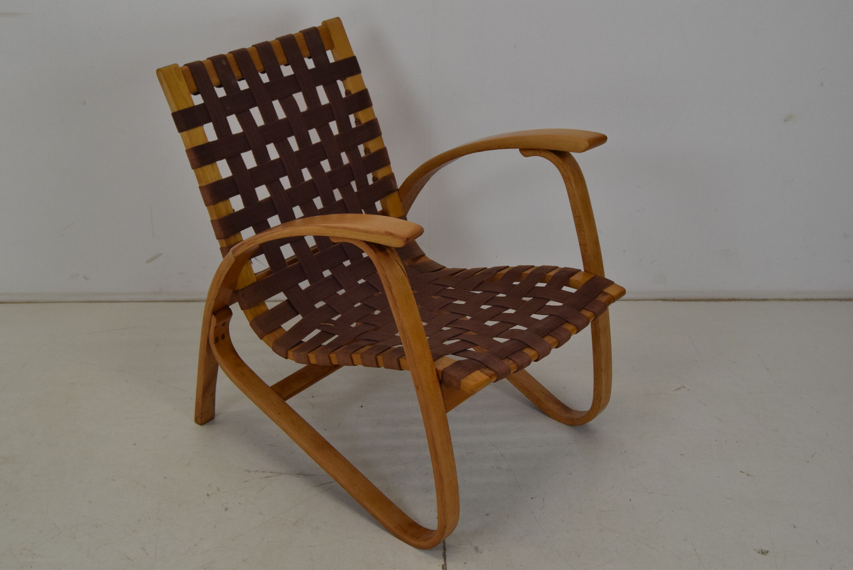 Bent Beechwood Armchair,Design Jan Vaněk,1930's.