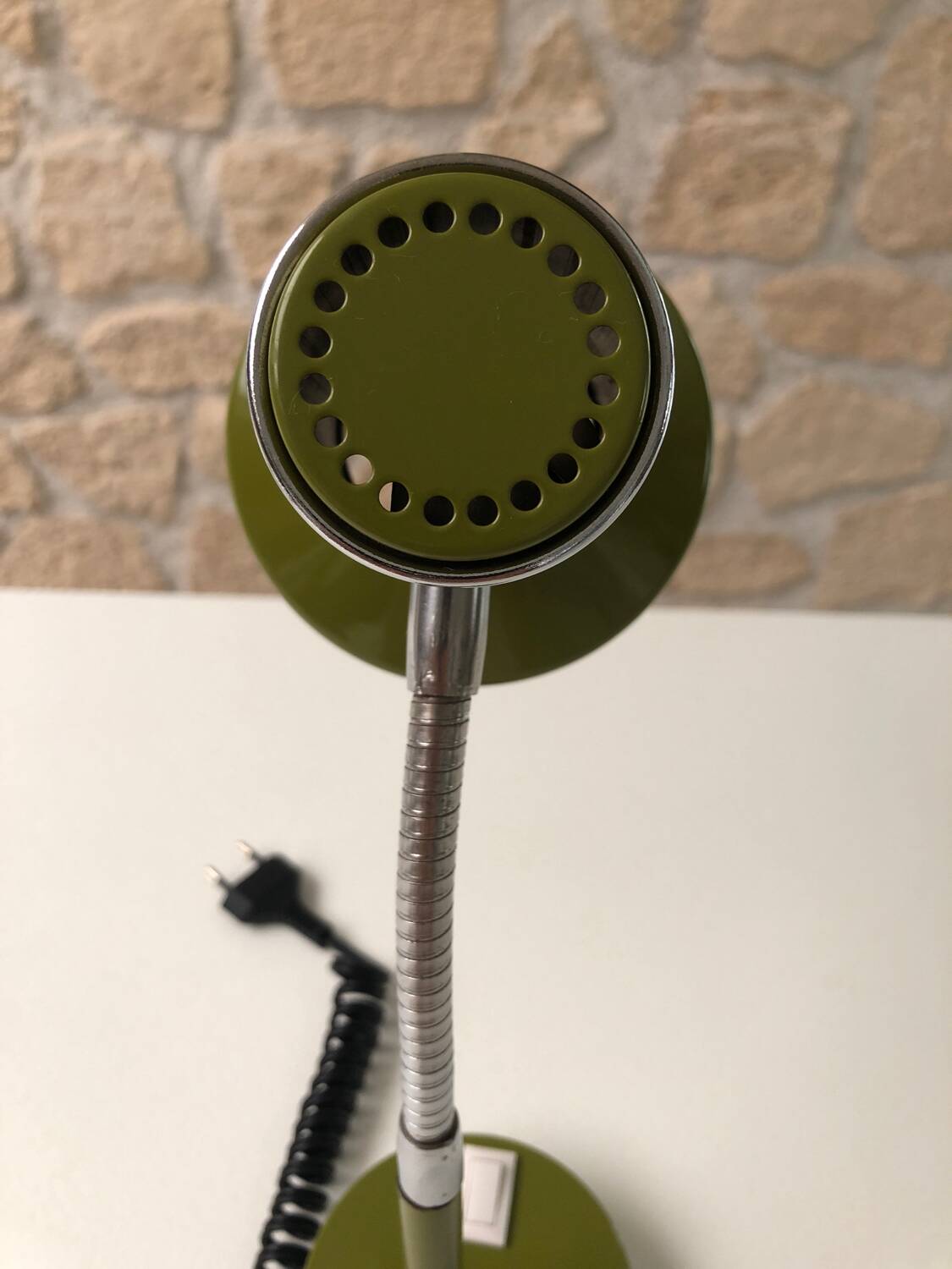 Metal desk lamp