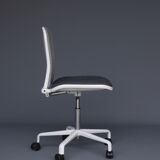 Supporto vintage office chair by Fred Scott for Hille 1980s
