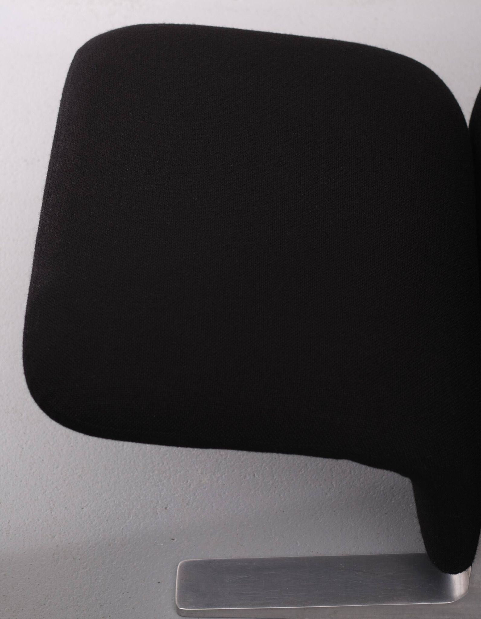 F780 Concorde Lounge Chairs by Pierre Paulin for Artifort in New Upholstery