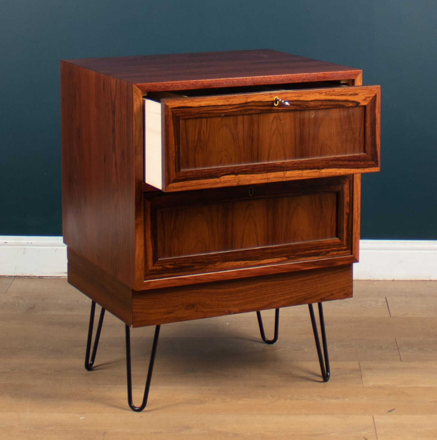 Restored Mid Century Danish Rosewood Sideboard Lamp Table Chest On Hairpin Legs