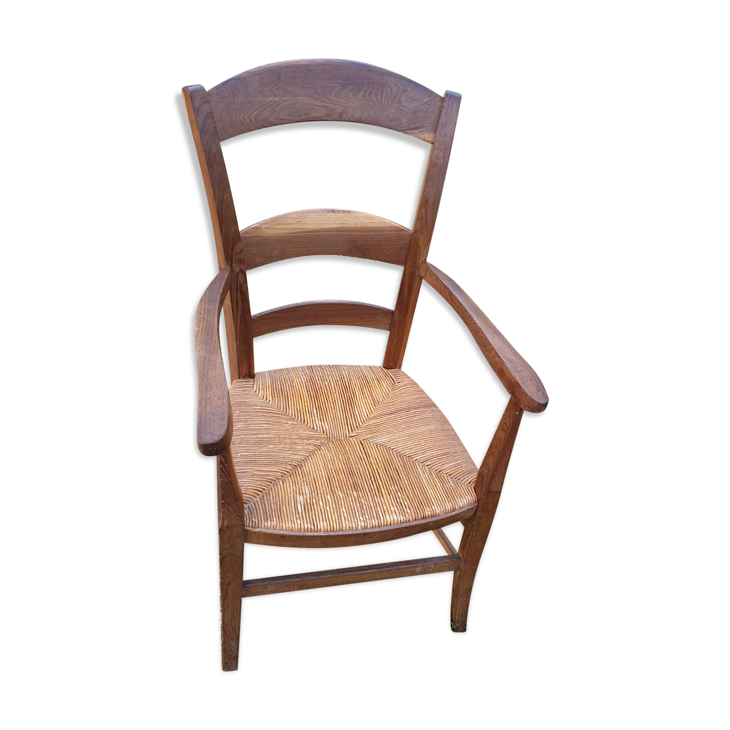 Rustic straw armchair