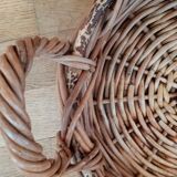 Oval wicker basket