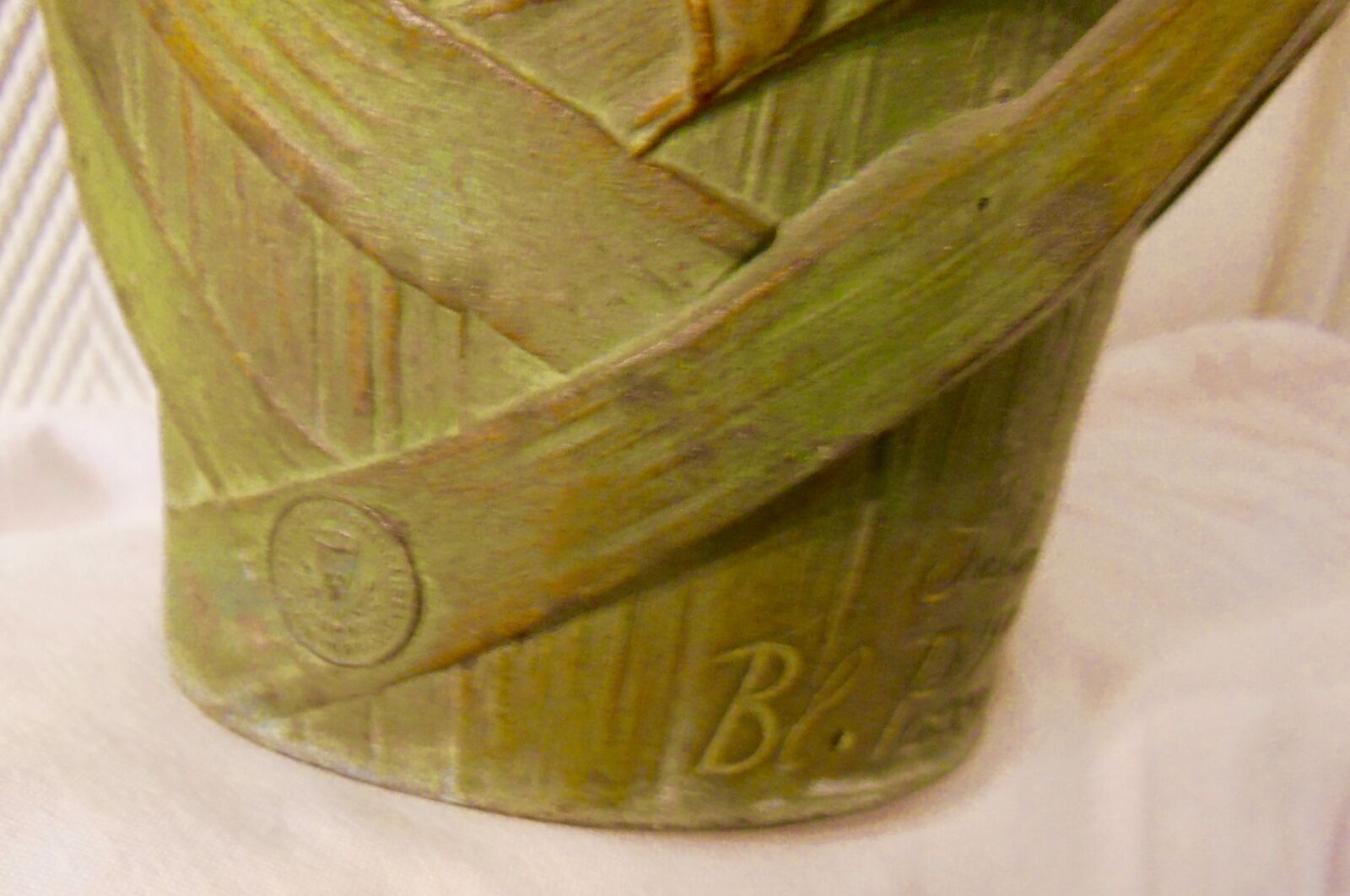 Vase signed Blanche Poccard de Saintilau, salon 1902, art nouveau