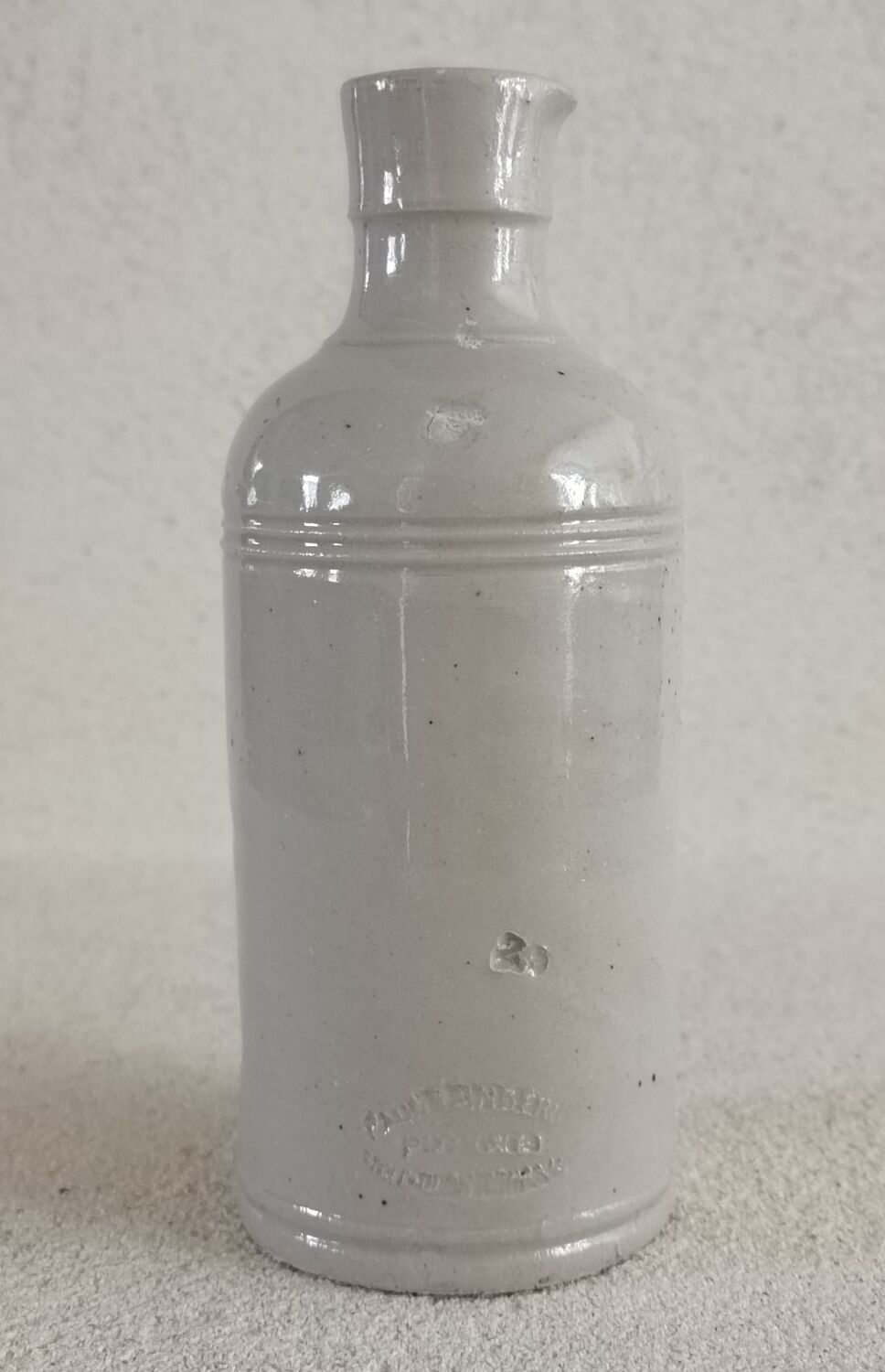 Bouteille en grès