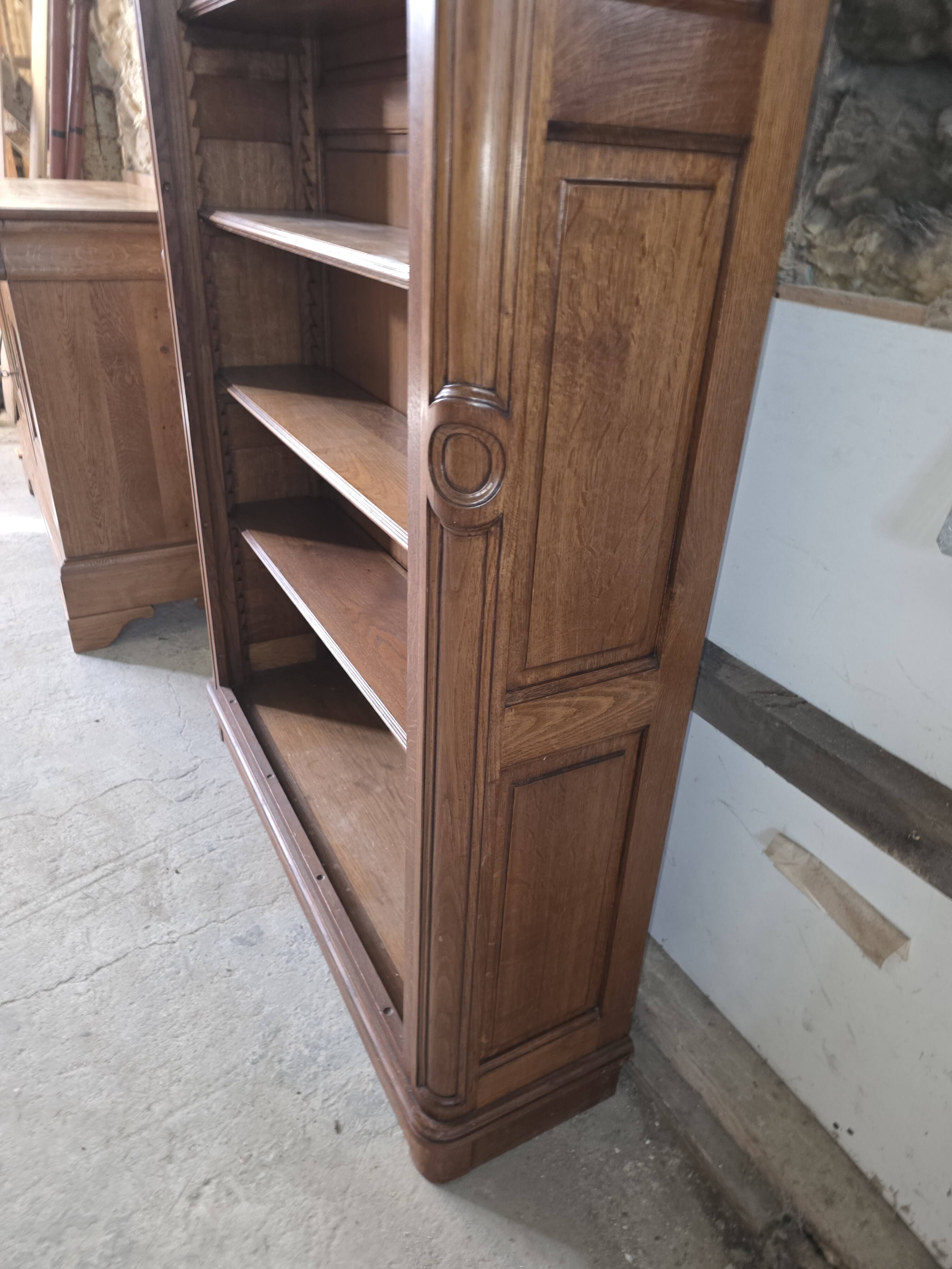 Gendarme hat library in solid oak, mid-20th century.