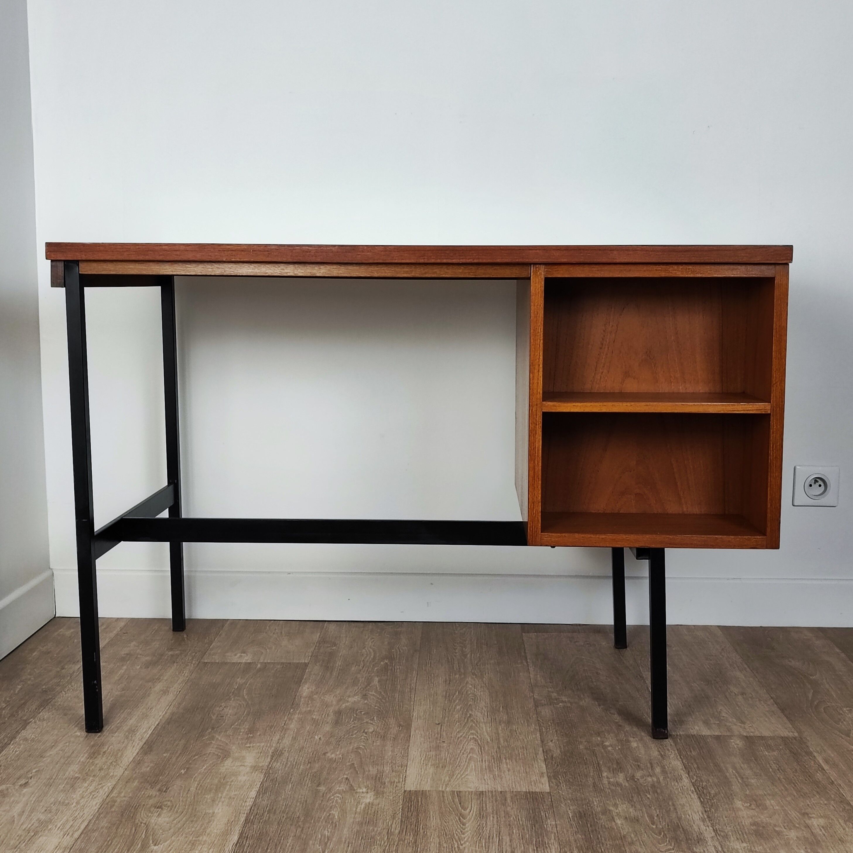 Jacques Hitier desk