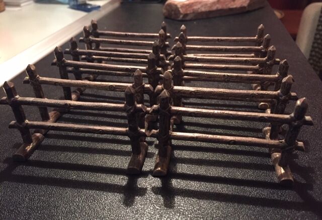 12 Silver metal knife holder
