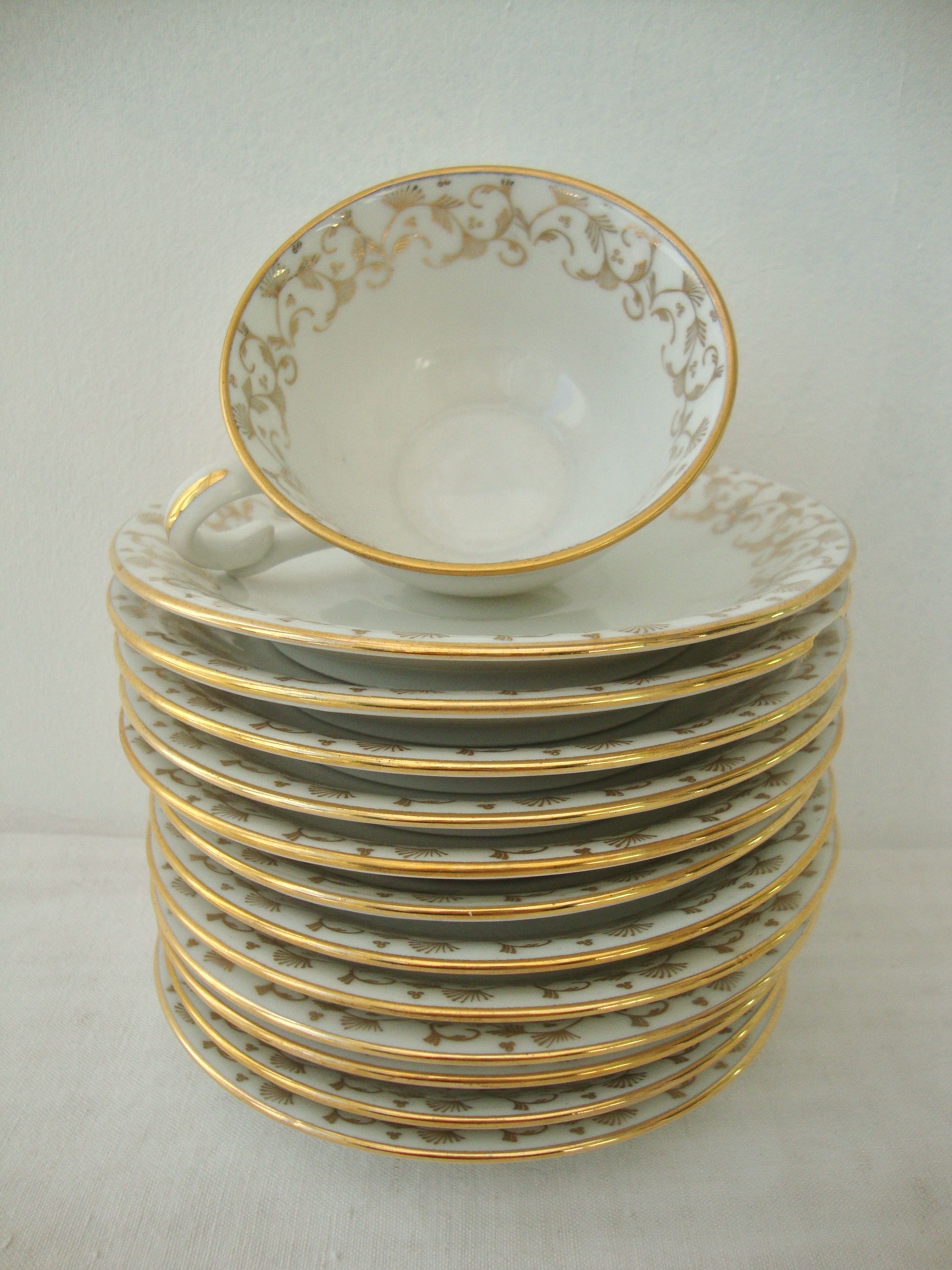 Porcelain coffee service for 12 people