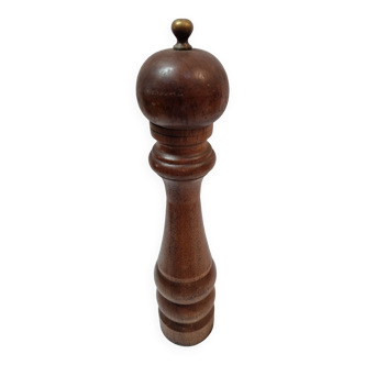 Borel pepper mill in wood from 1970