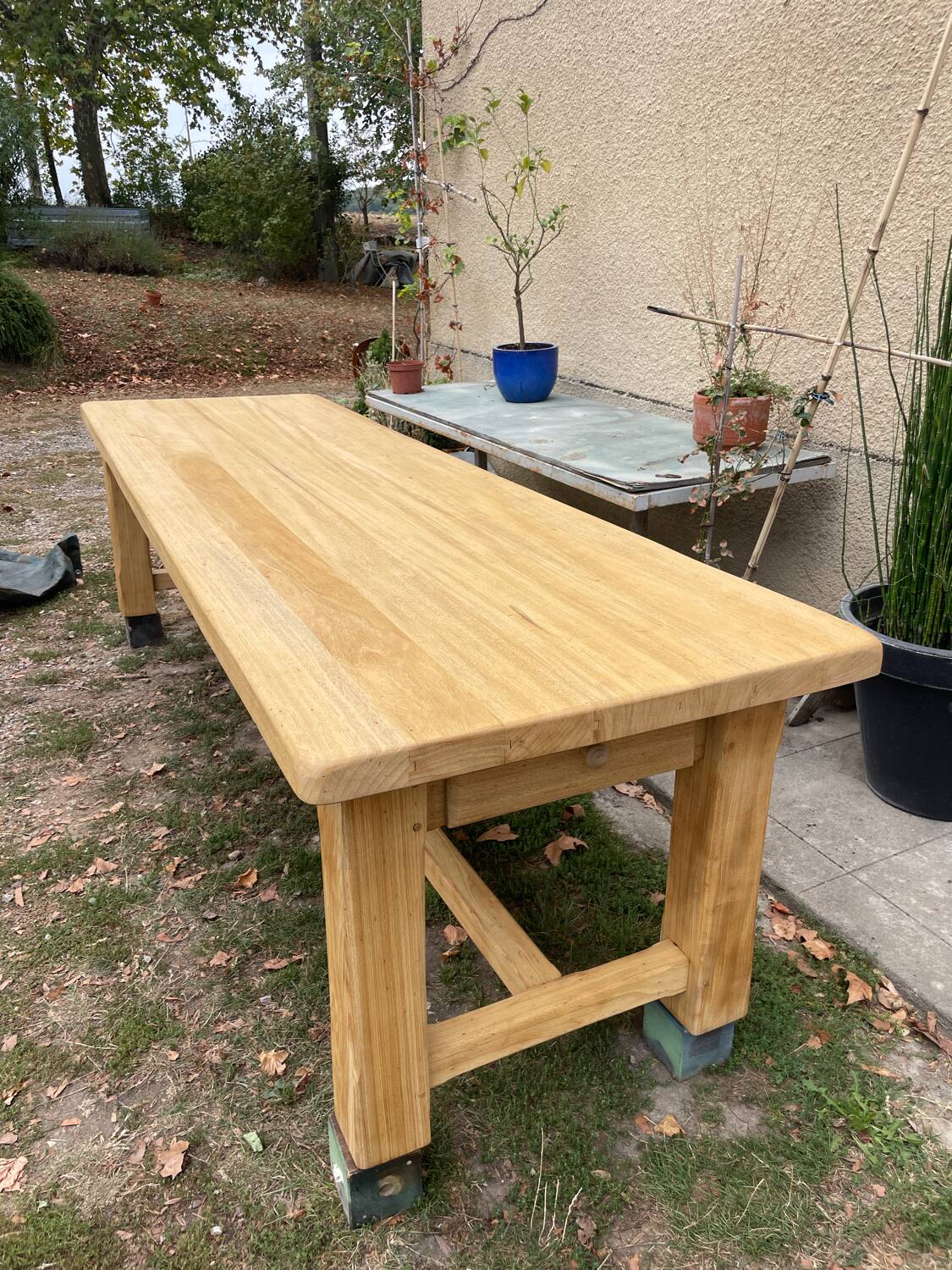 Wooden farm table 3m