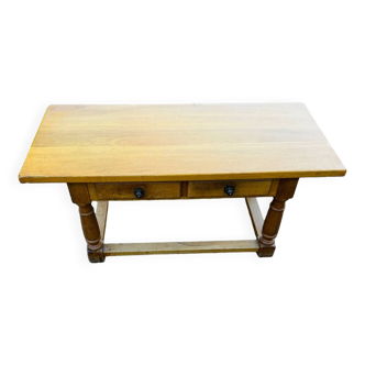 Chain coffee table
