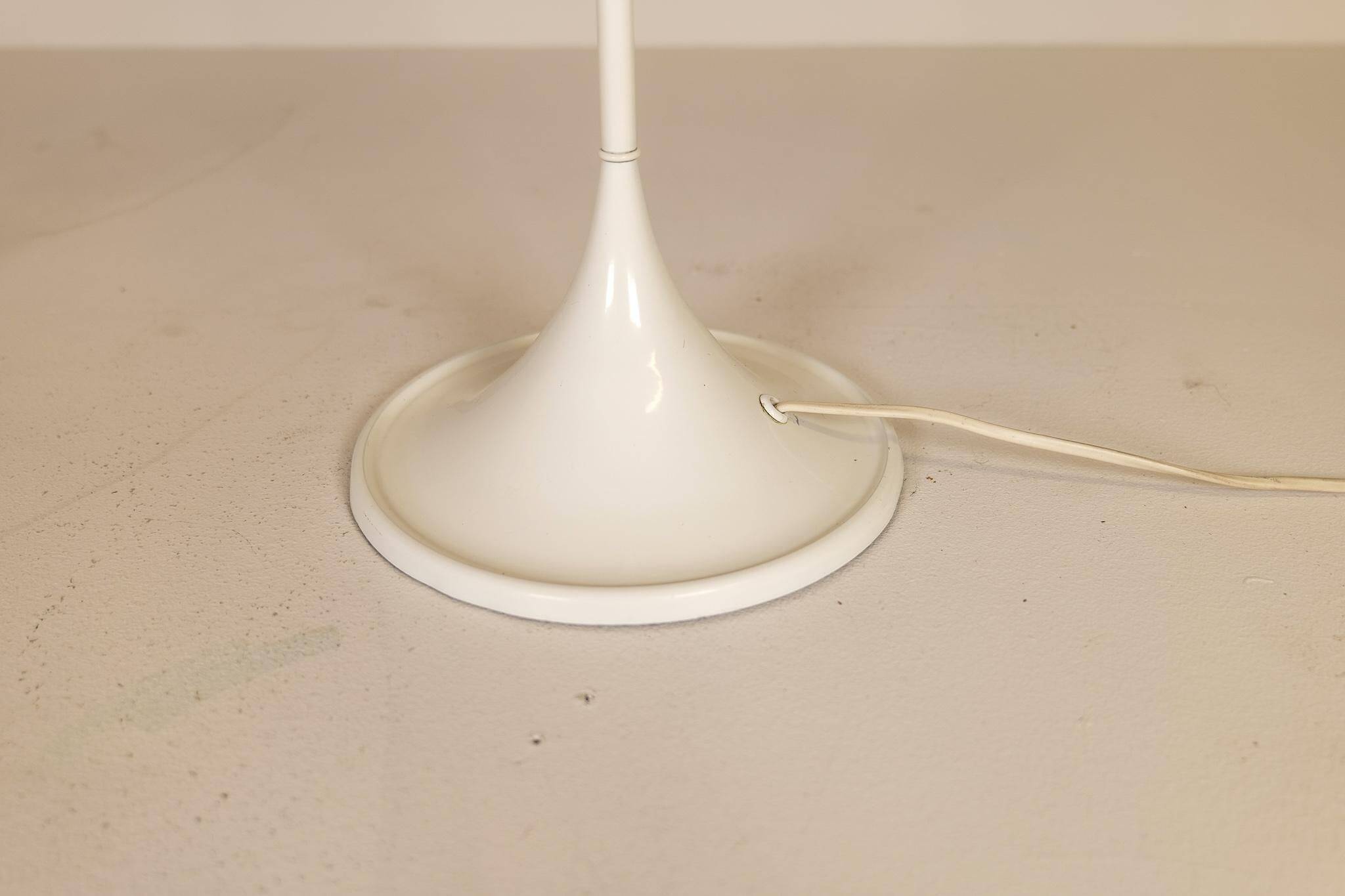 Pair of Bergboms B-024 mid-century modern table lamps, 1960s, Sweden.