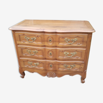 Cherry chest of drawers