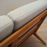 Canapé en chêne, design danois, années 1960, designer : Hans J. Wegner, fabricant : Getama