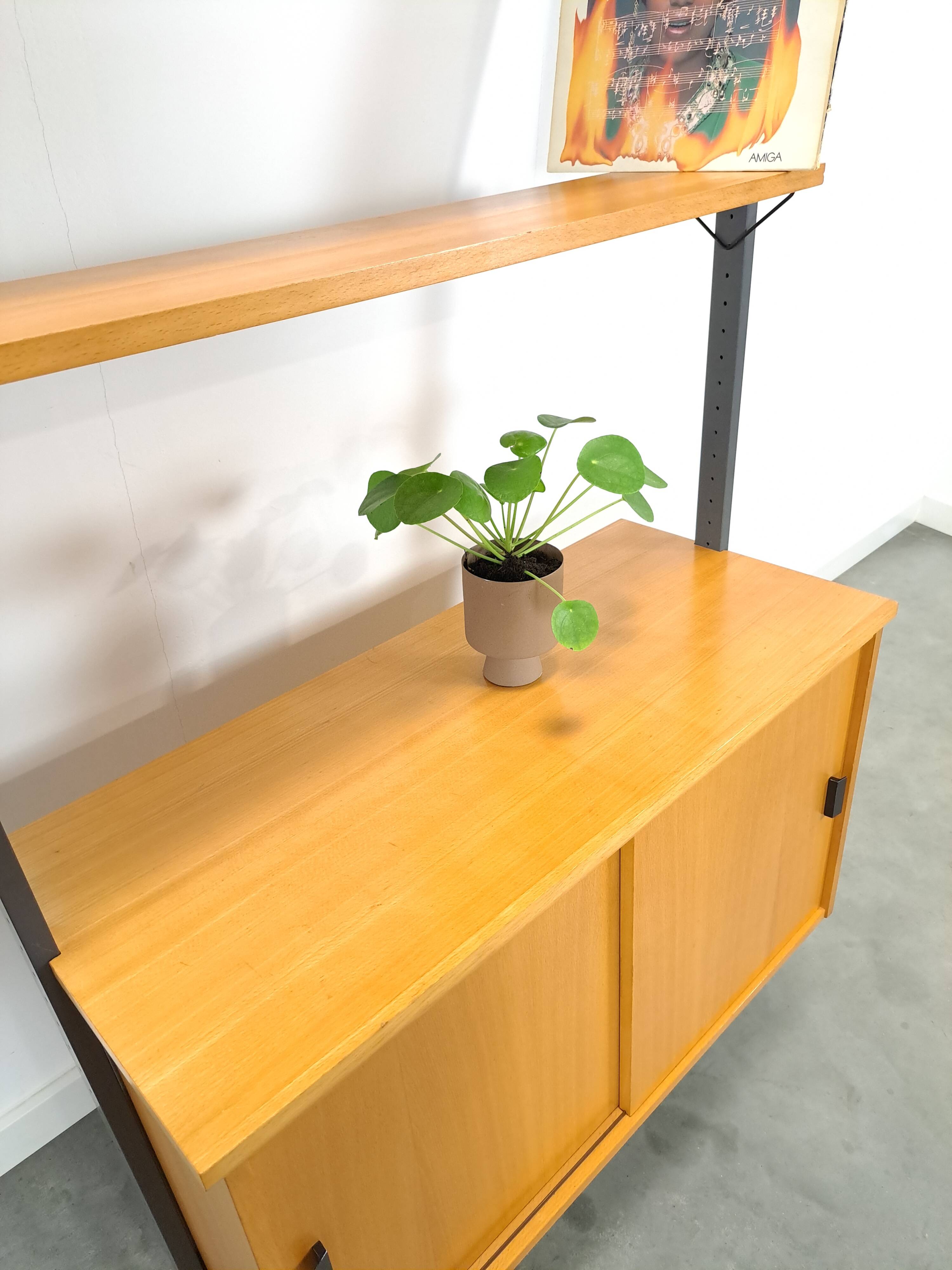 Design Olof Pira Sweden LP modulair wandsysteem