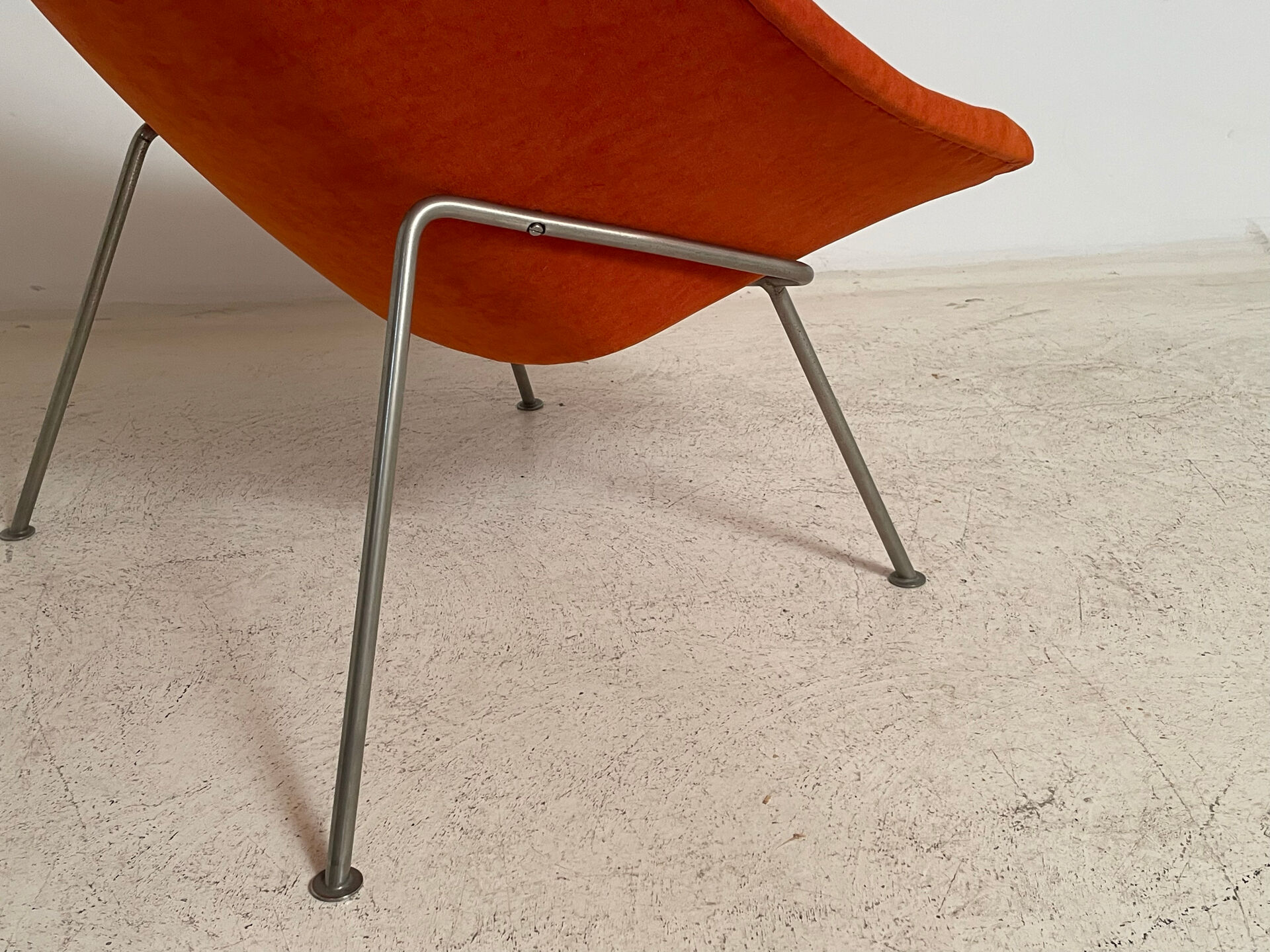 F156 armchair by Pierre Paulin Arifort 1960s