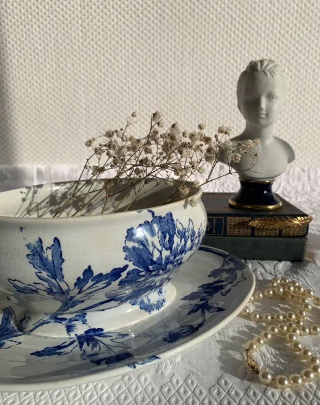 Sauce boat Longwy