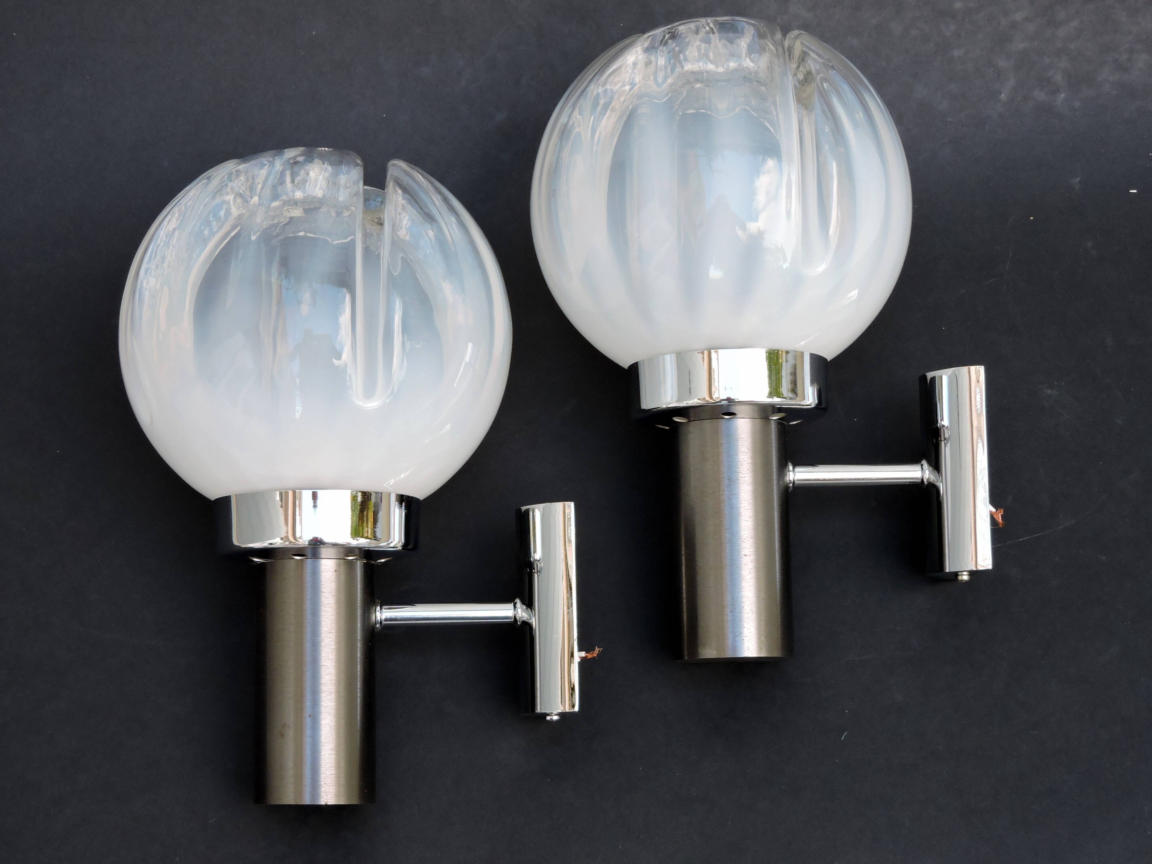 Pair of wall lamps Mazzega opalescent Murano Italy