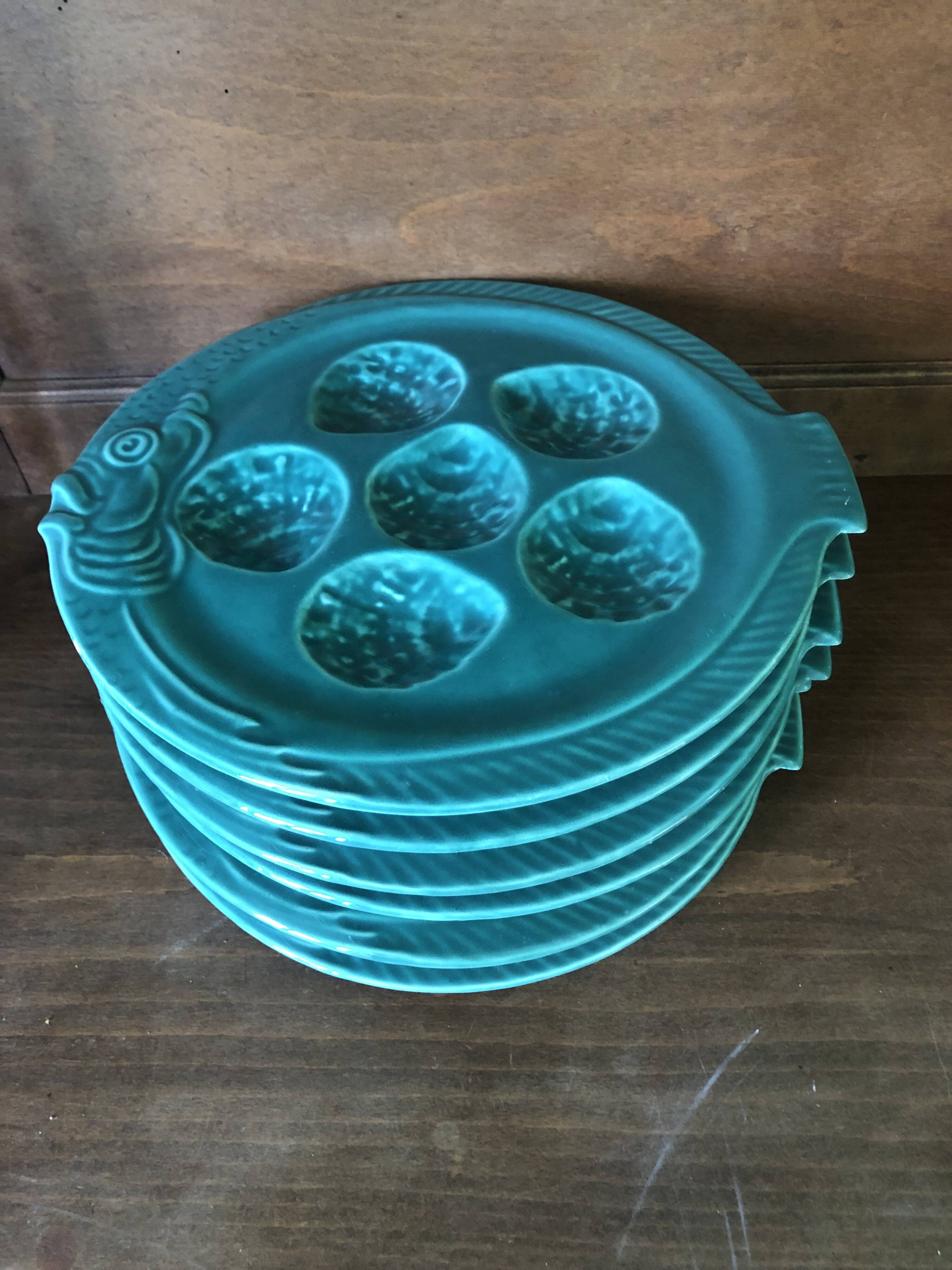 Green fish plates