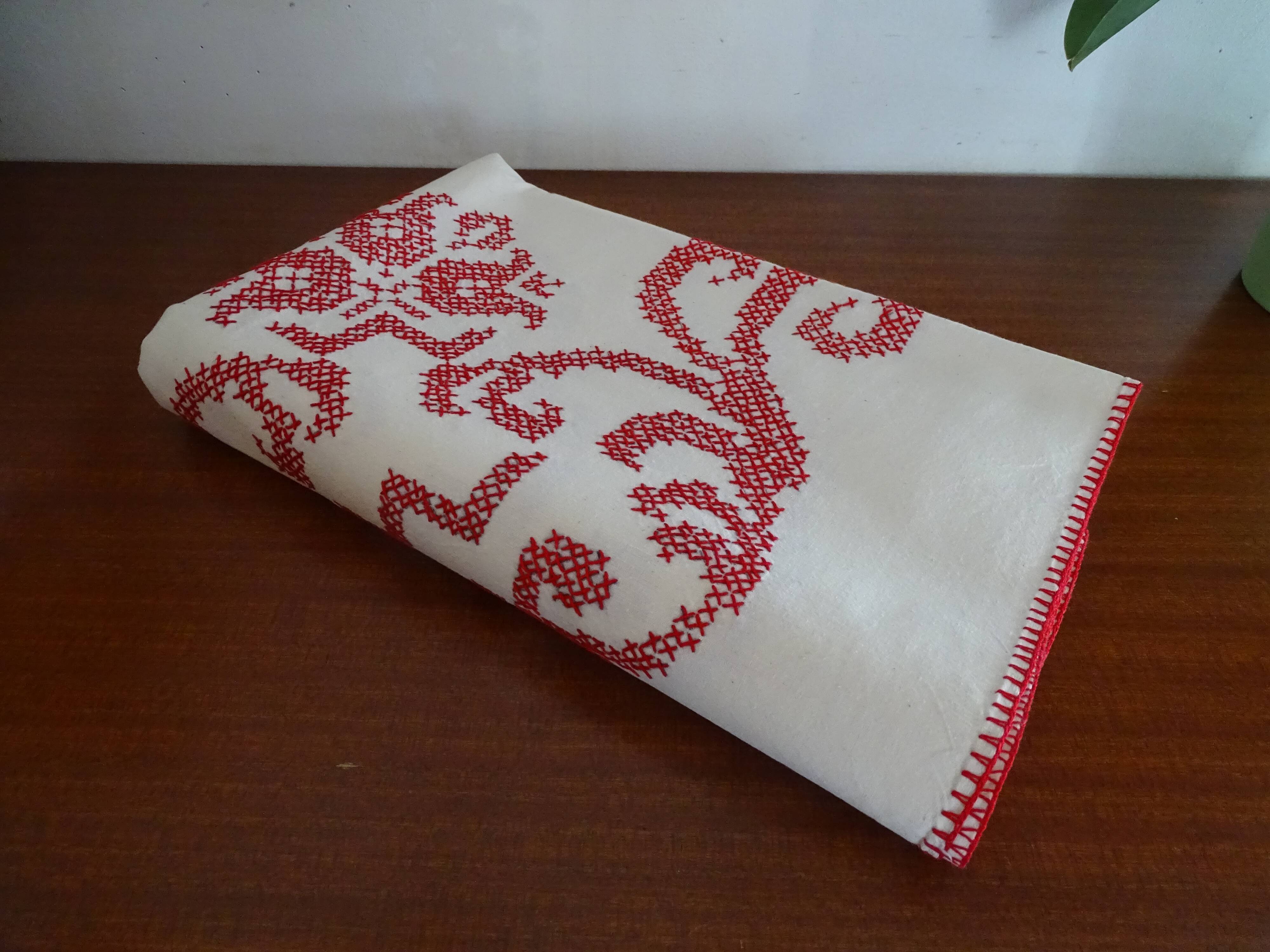Cross-stitch embroidered tablecloth 160 x 130 in cotton