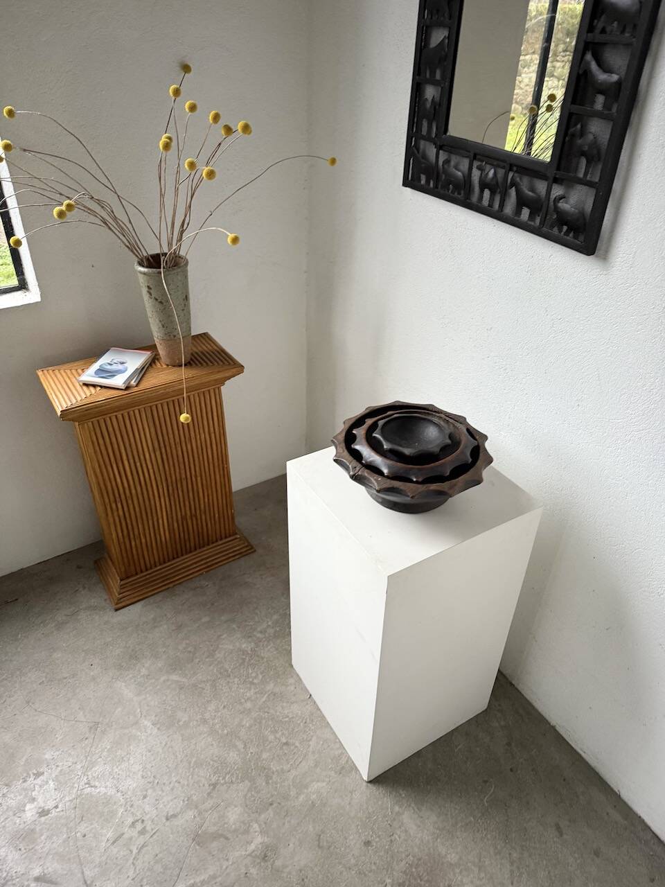 Brutalist wooden dishes, Savoyard popular art.