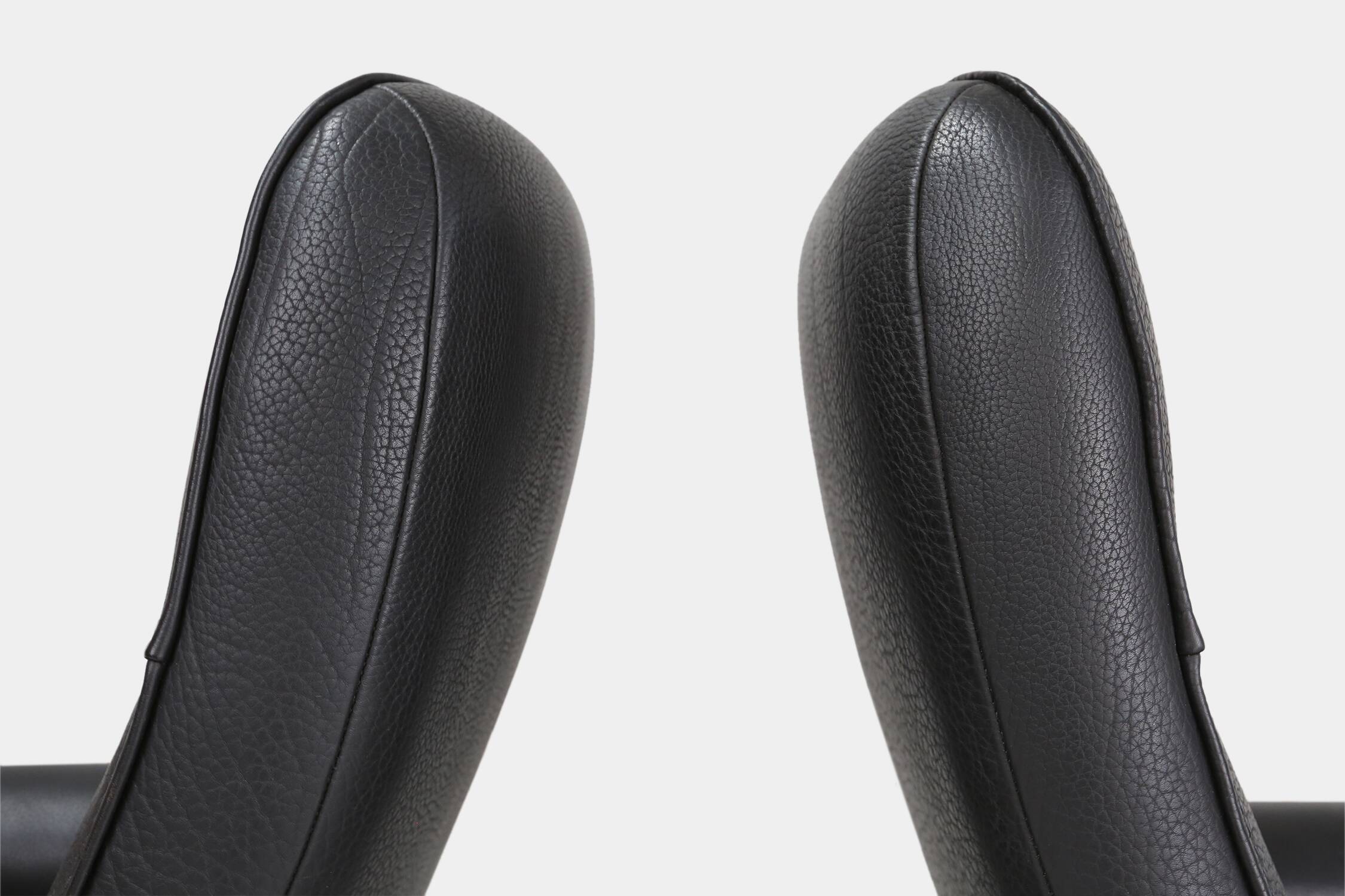 Exceptional De Sede DS50 lounge chair in black leather, Switzerland ca. 1980