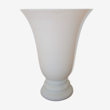 Opaline washbasin lamp