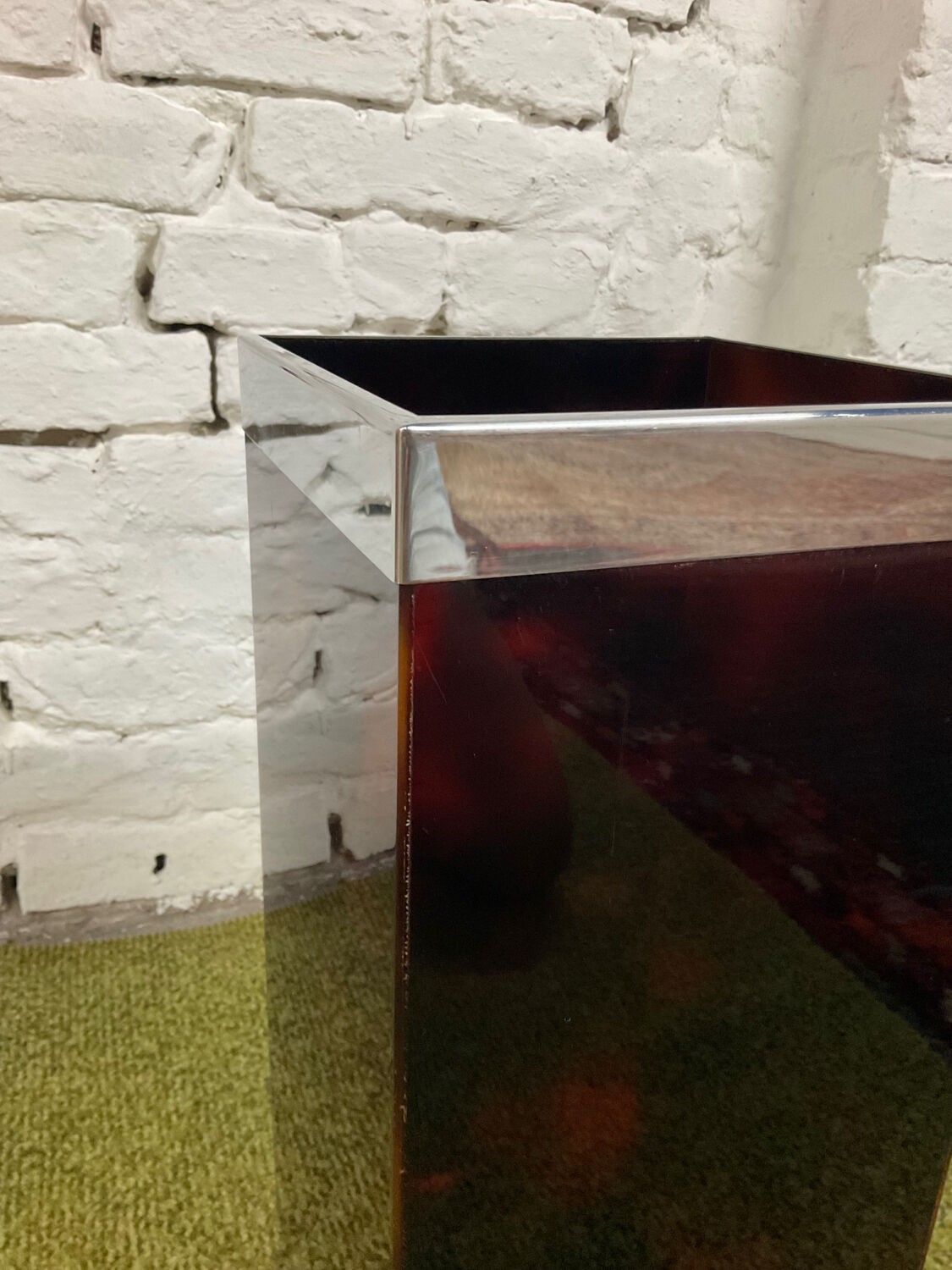 Vintage umbrella door in plexiglass and chrome