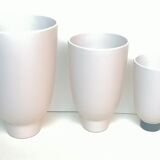 3 Nesting vases in fine pottery