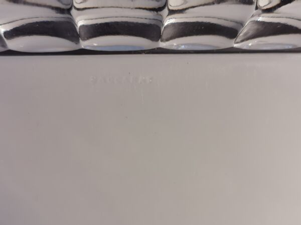 Ensemble plateau et seau à glaçons en cristal de baccarat et métal argenté (signé Baccarat)