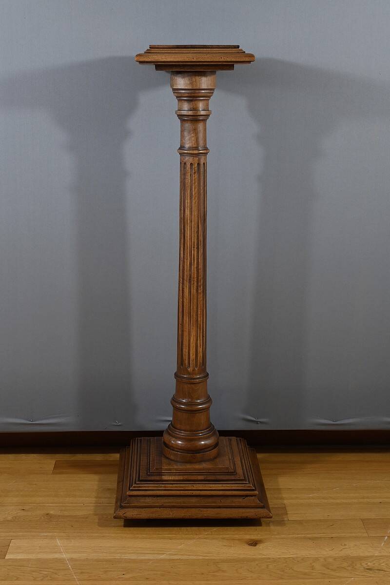 Walnut column, Louis XVI style – 1920