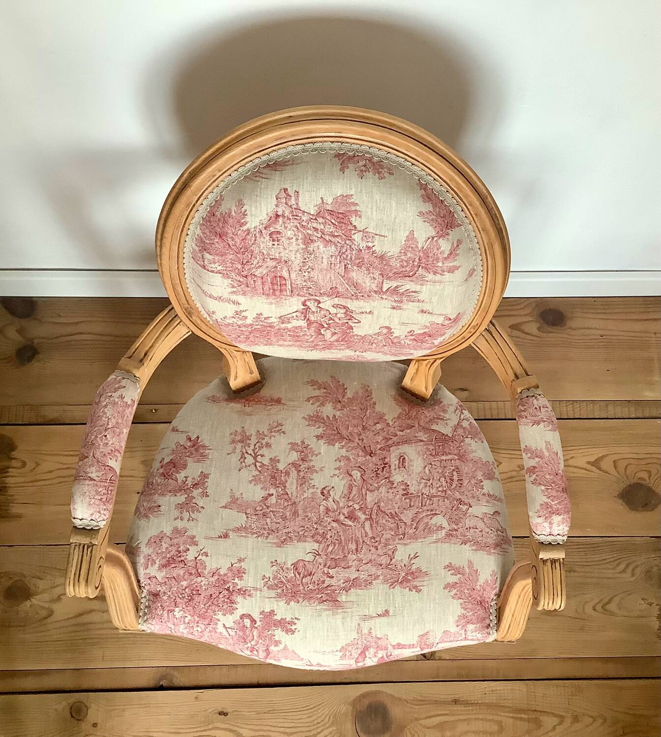 Louis XVI medallion armchair