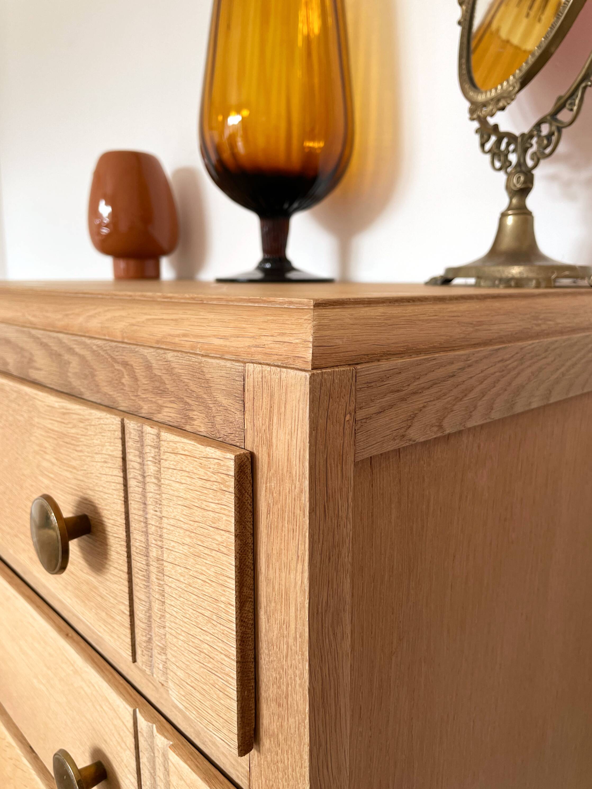 Vintage chest of drawers