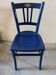 Chaise bistrot ancienne peinte en bleu nuit